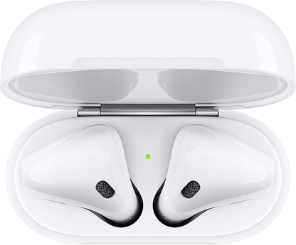 AirPods de Apple con funda de carga (cableado).