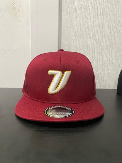 Gorra Vinotinto con Bordado 3D